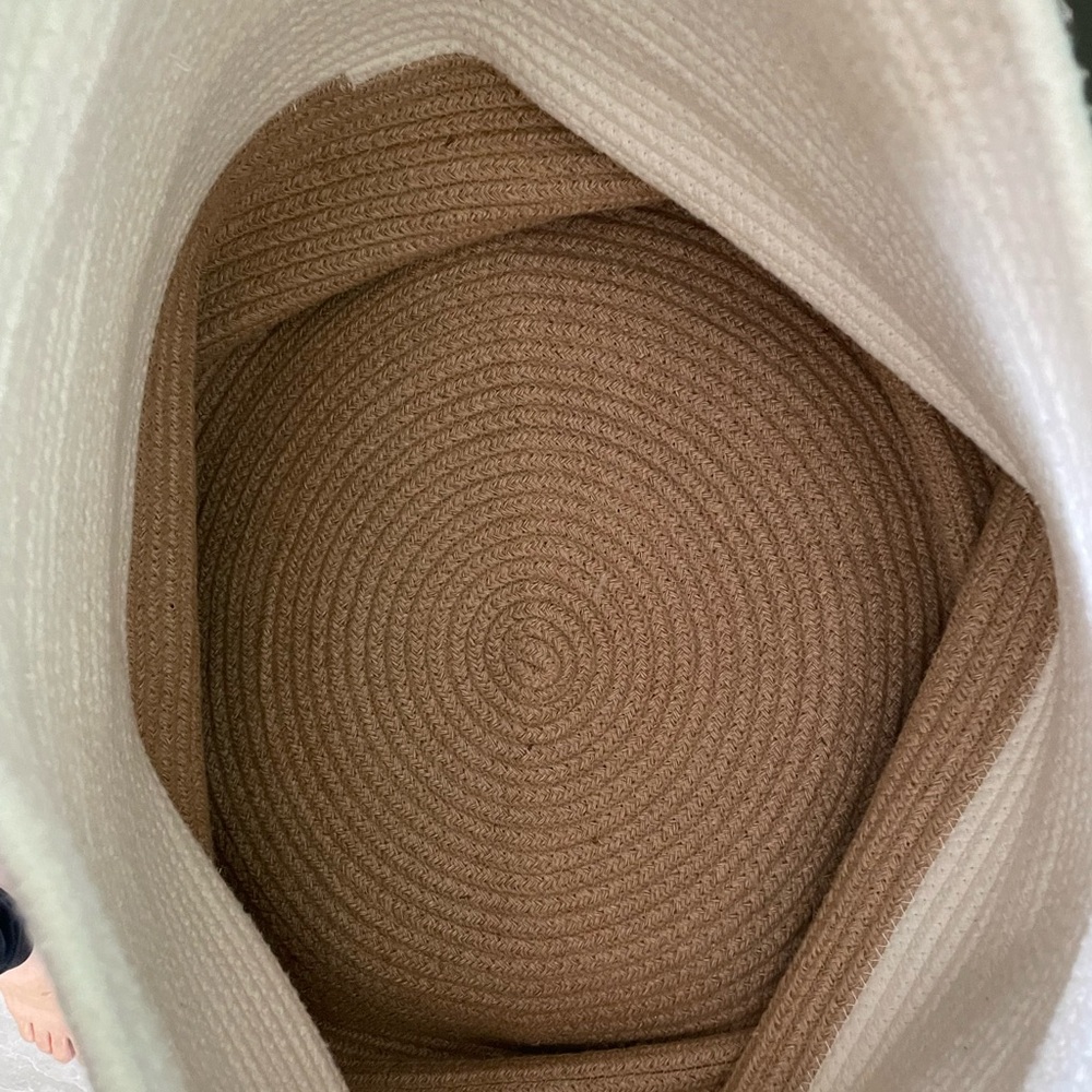 Large Woven Rope Basket with Handles - Picture 5 of 6